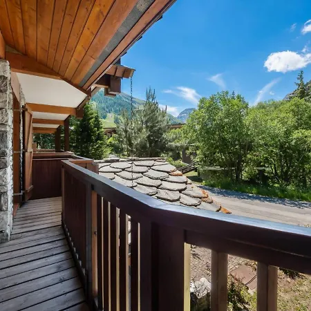 Apartment Duplex 3 Pieces Avec Mezzanine, Centre De Val D'isere, Proche Des Pistes, Parking Et Cheminee Val-dʼIsère